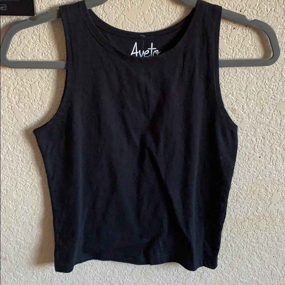 Aveto: Black Tank Top